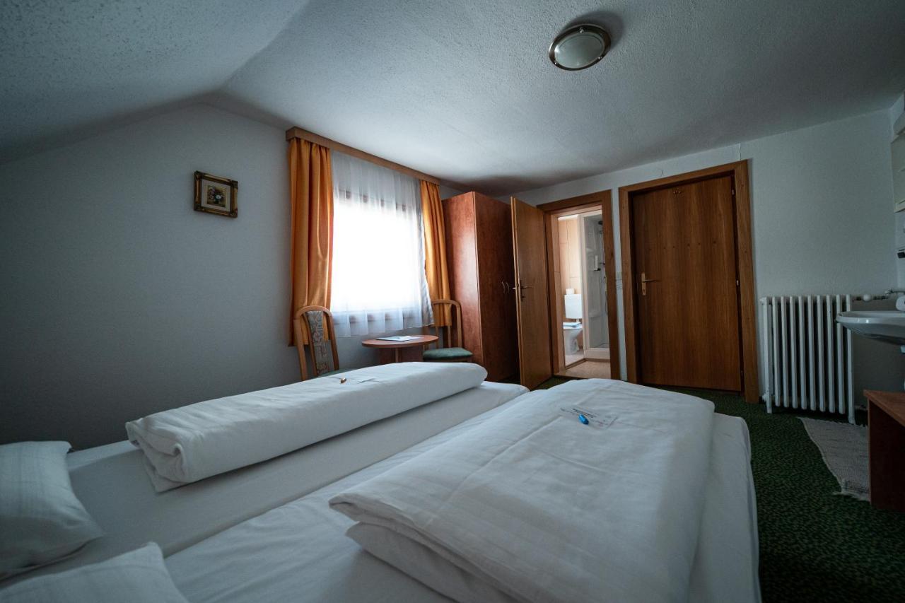 אוברטאורן Hotel Tauernpasshoehe מראה חיצוני תמונה